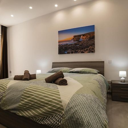 Your Overseas Home In Malta! Żabbar エクステリア 写真