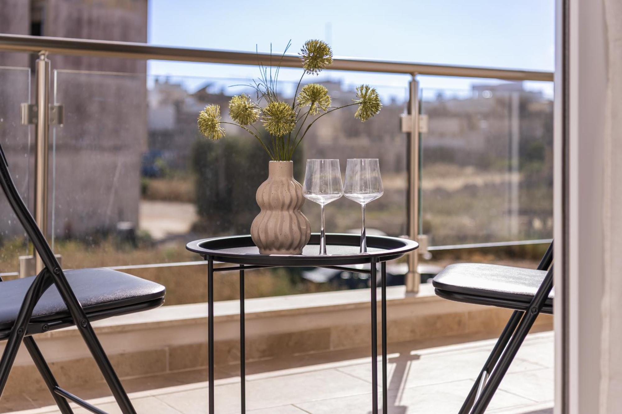 Your Overseas Home In Malta! Żabbar エクステリア 写真
